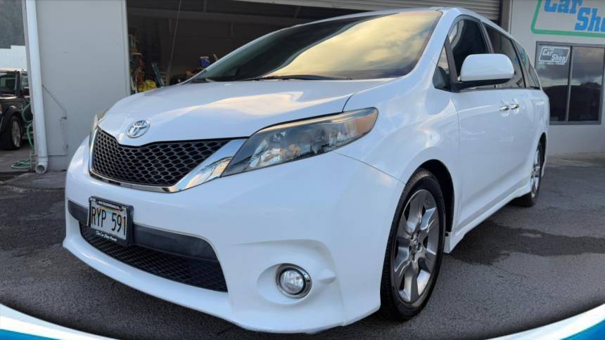 2013 Toyota Sienna SE — Minivan — 118,906 mi — Kaneohe, HI