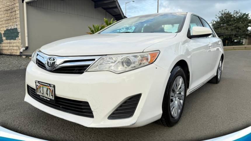 2013 Toyota Camry LE — Sedan — 110,190 mi — Kaneohe, HI