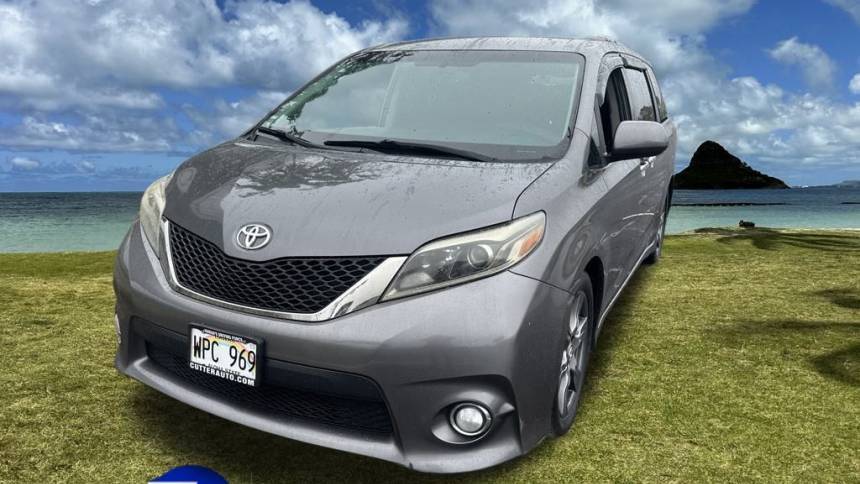 2017 Toyota Sienna SE Premium — Minivan — 116,290 mi — Honolulu, HI