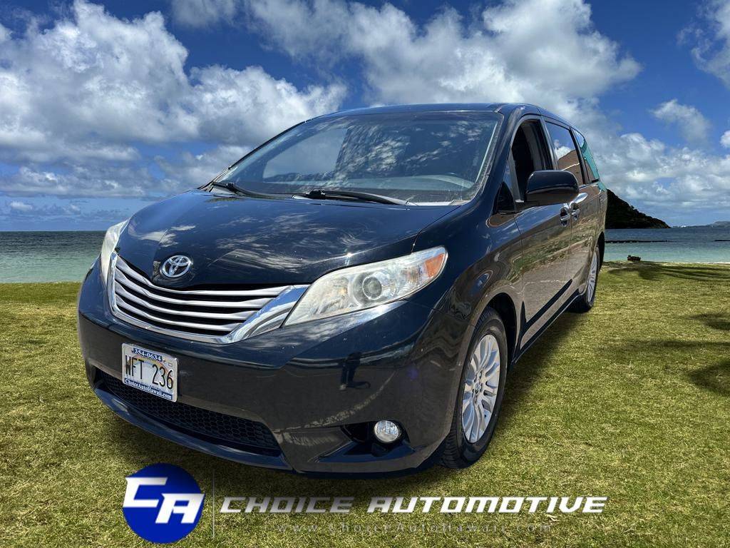 2017 Toyota Sienna XLE Premium — Minivan — 96,690 mi — Honolulu, HI