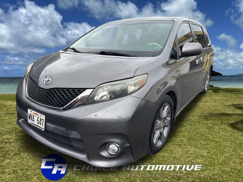 2014 Toyota Sienna SE — Minivan — 107,215 mi — Honolulu, HI