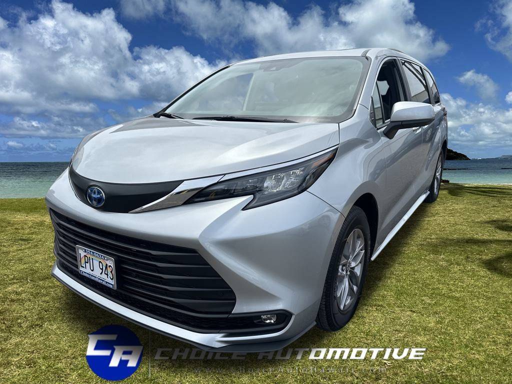 2025 Toyota Sienna XLE — Minivan — 282 mi — Honolulu, HI