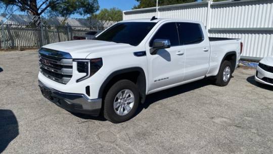 2024 GMC Sierra 1500 SLE — Pickup Truck — 6,142 mi — Northridge, CA
