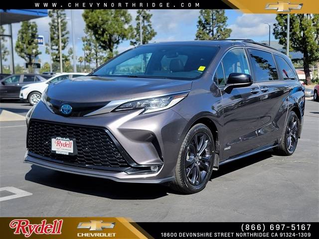2021 Toyota Sienna XSE — Minivan — 91,165 mi — Northridge, CA