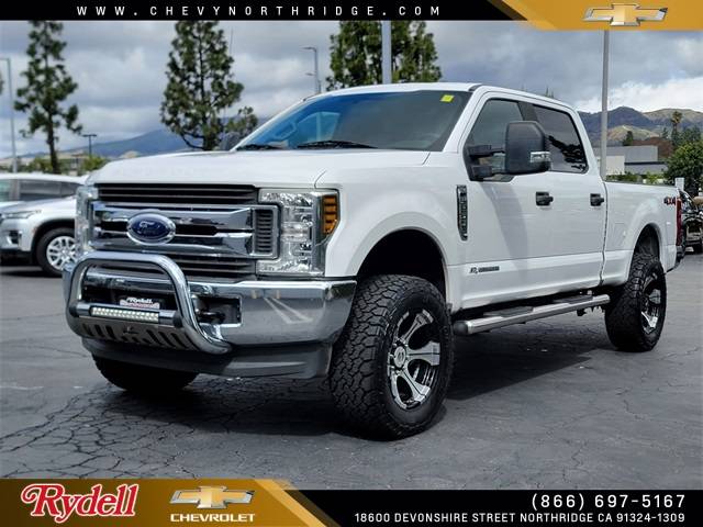 2018 Ford Super Duty F-250 XL — Pickup Truck — 71,570 mi — Northridge, CA