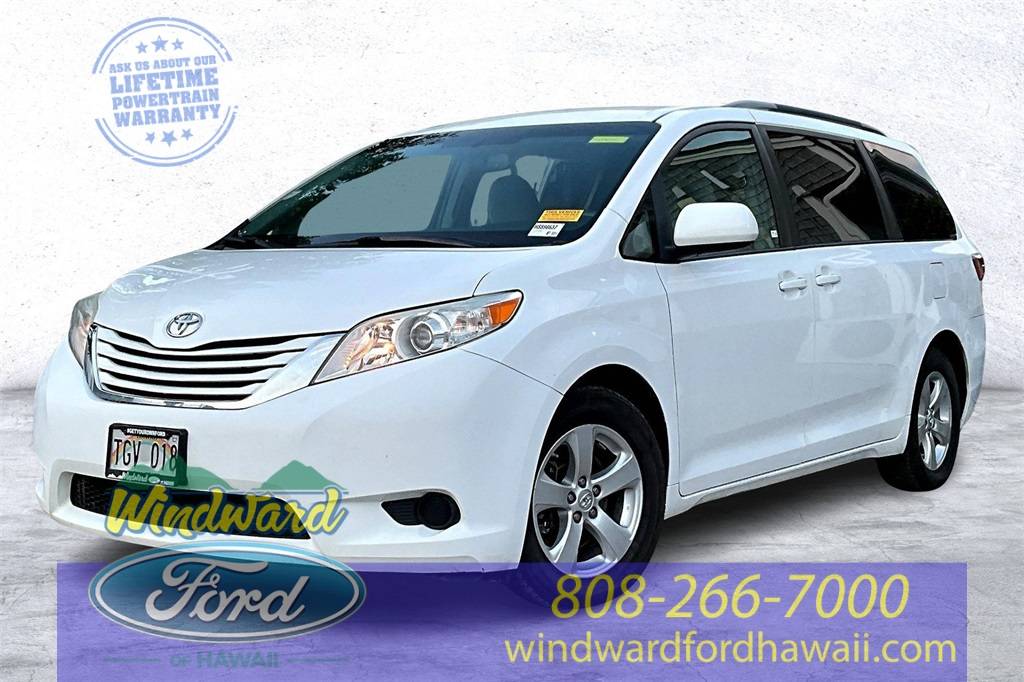 2017 Toyota Sienna LE — Minivan — 110,579 mi — Kailua, HI
