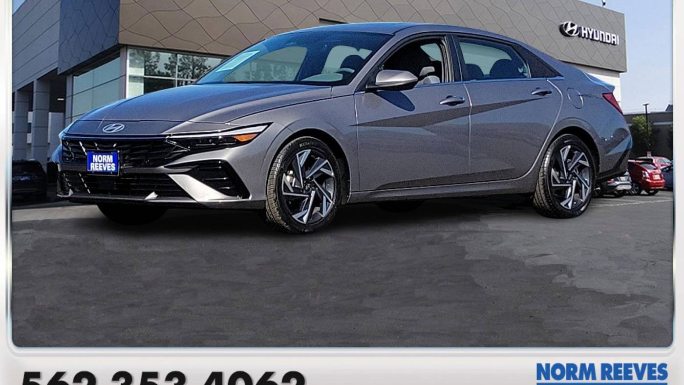 2024 Hyundai Elantra SEL — Sedan — 3,063 mi — Cerritos, CA