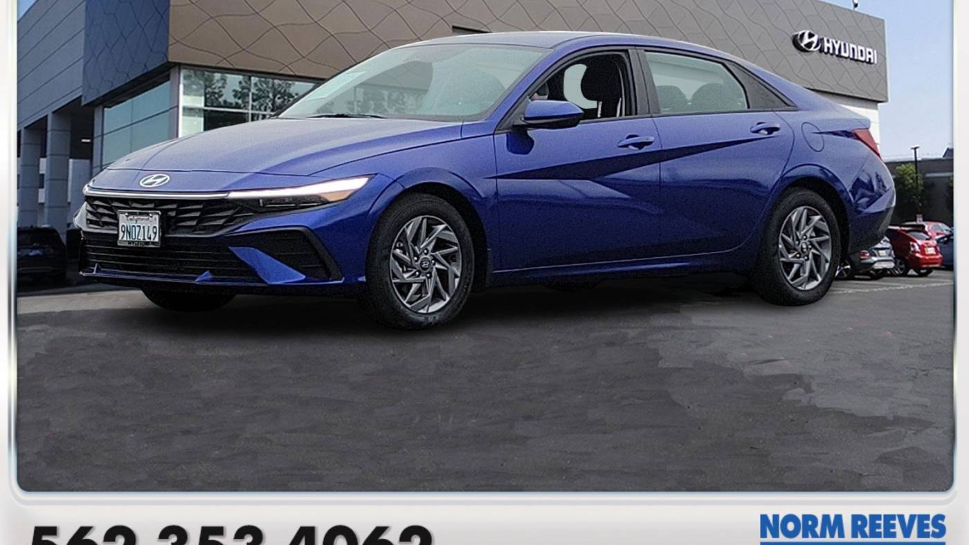 2024 Hyundai Elantra SEL — Sedan — 1,817 mi — Cerritos, CA