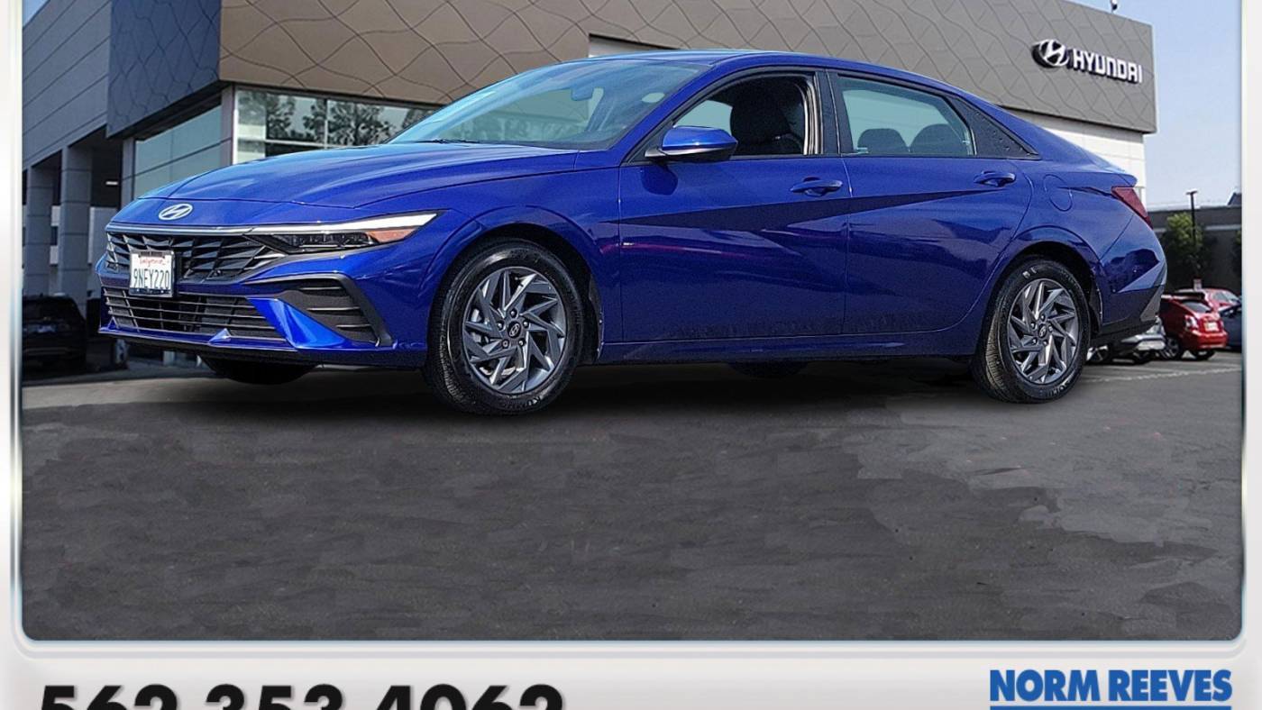 2024 Hyundai Elantra SEL — Sedan — 4,730 mi — Cerritos, CA