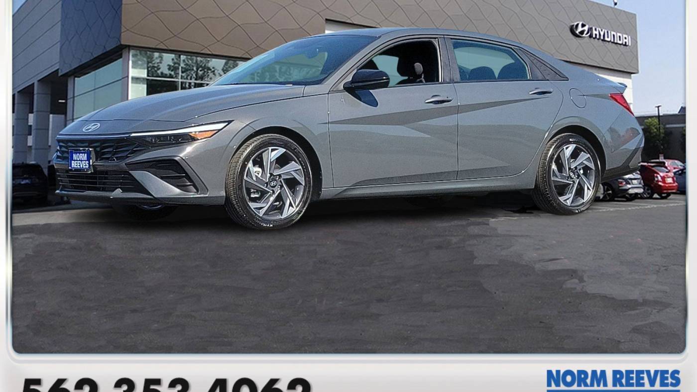 2025 Hyundai Elantra SEL Sport — Sedan — 26 mi — Cerritos, CA