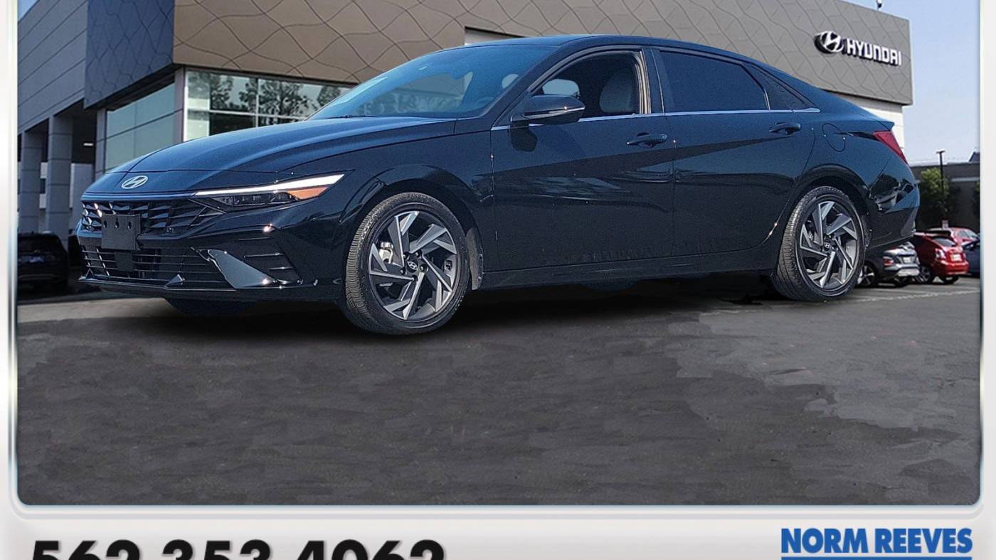 2024 Hyundai Elantra Hybrid Limited — Sedan — 5,458 mi — Cerritos, CA