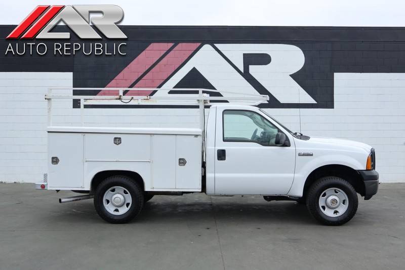 2007 Ford Super Duty F-250 XL — Pickup Truck — 106,792 mi — Cypress, CA