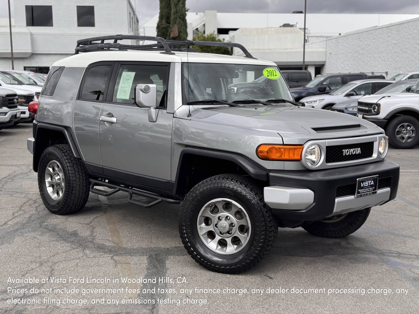 2012 Toyota FJ Cruiser Base — SUV — 104,338 mi — Woodland Hills, CA