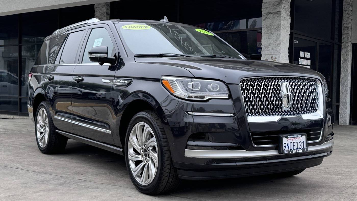2024 Lincoln Navigator Reserve — SUV — 1,418 mi — Woodland Hills, CA
