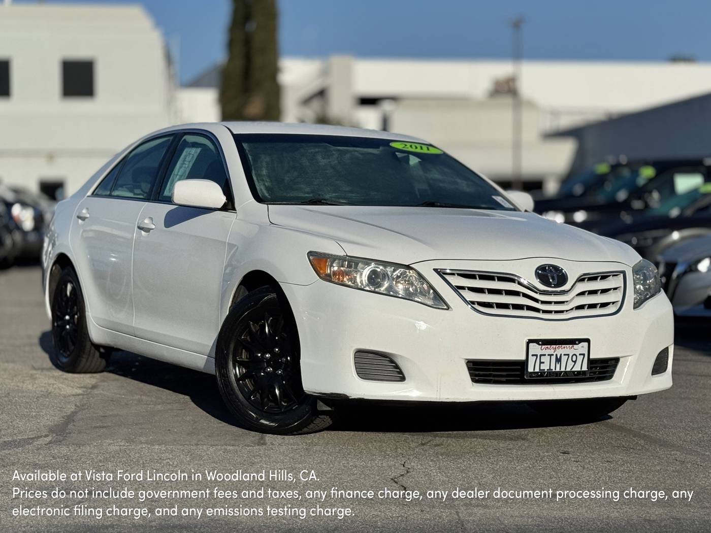 2011 Toyota Camry Base — Sedan — 59,910 mi — Woodland Hills, CA