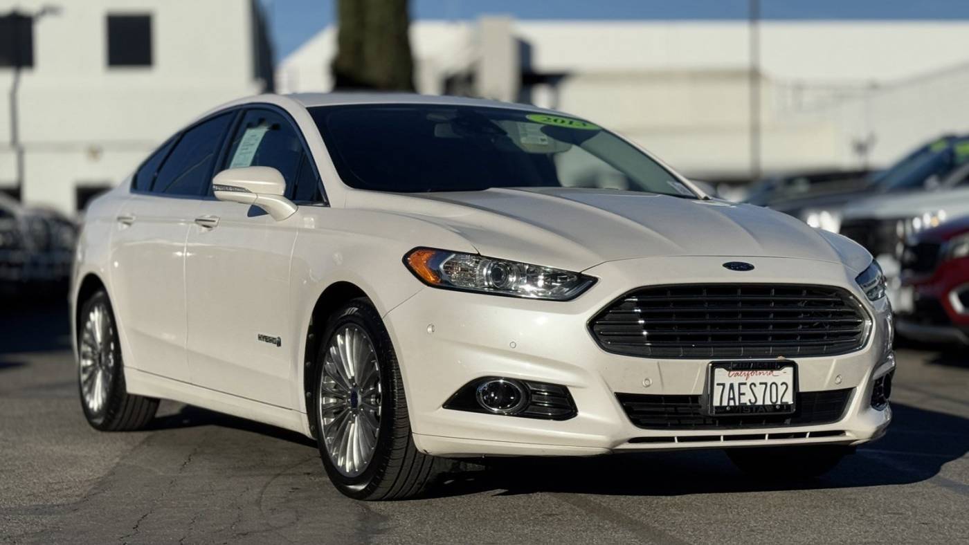 2013 Ford Fusion Hybrid Titanium — Sedan — 134,619 mi — Woodland Hills, CA