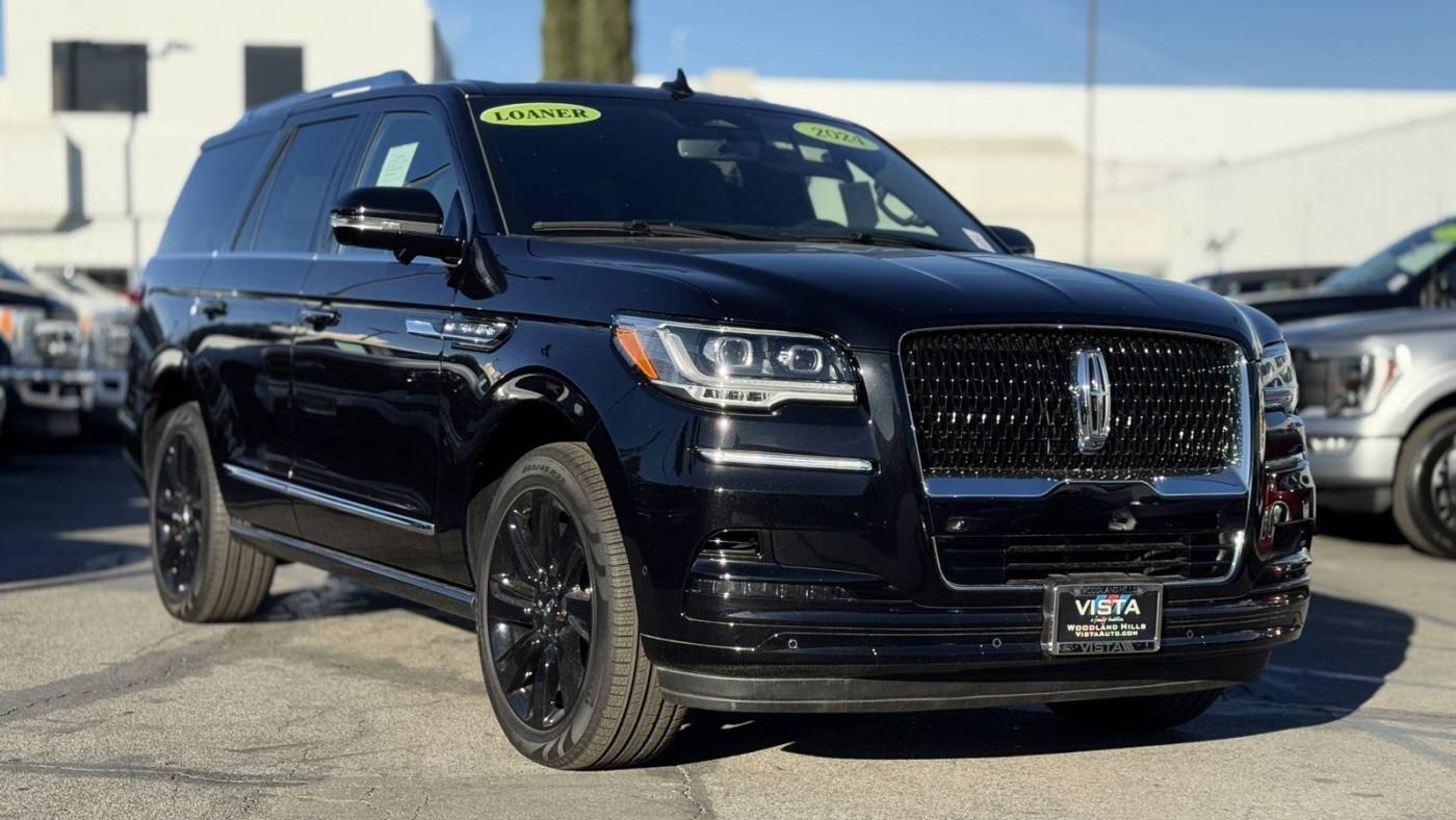 2024 Lincoln Navigator Reserve — SUV — 1,149 mi — Woodland Hills, CA