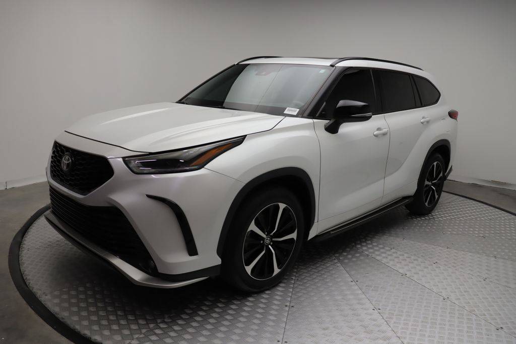 2022 Toyota Highlander XSE — SUV — 32,600 mi — West Palm Beach, FL