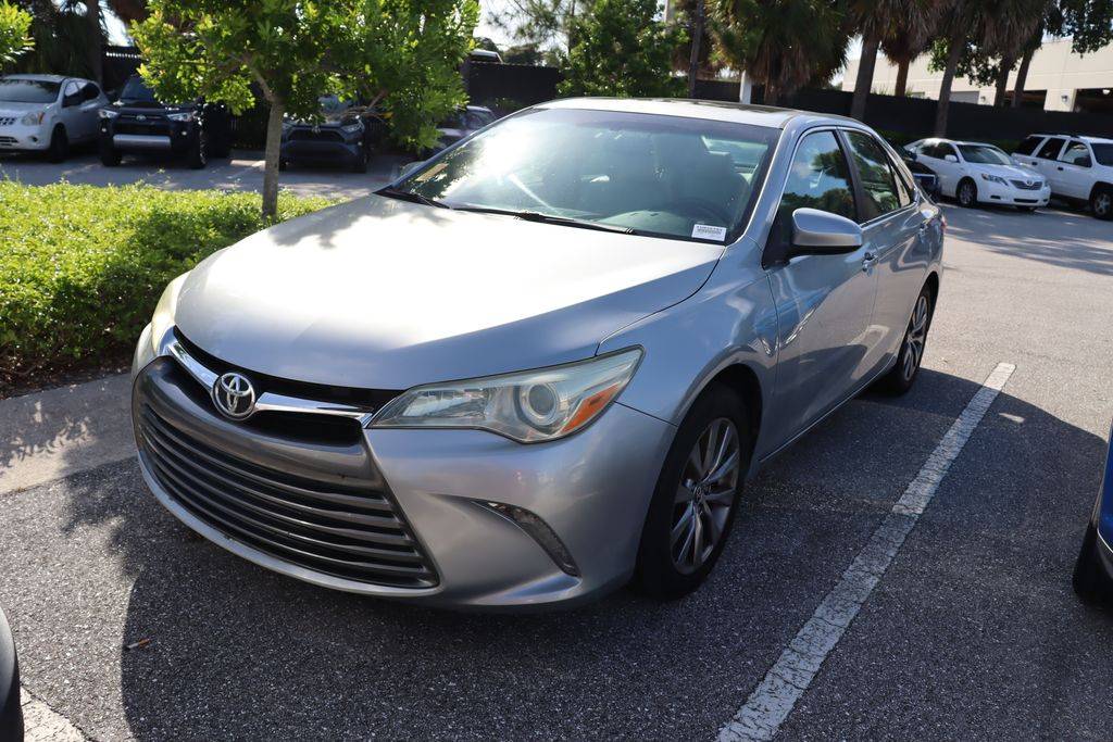 2015 Toyota Camry XLE — Sedan — 83,037 mi — West Palm Beach, FL