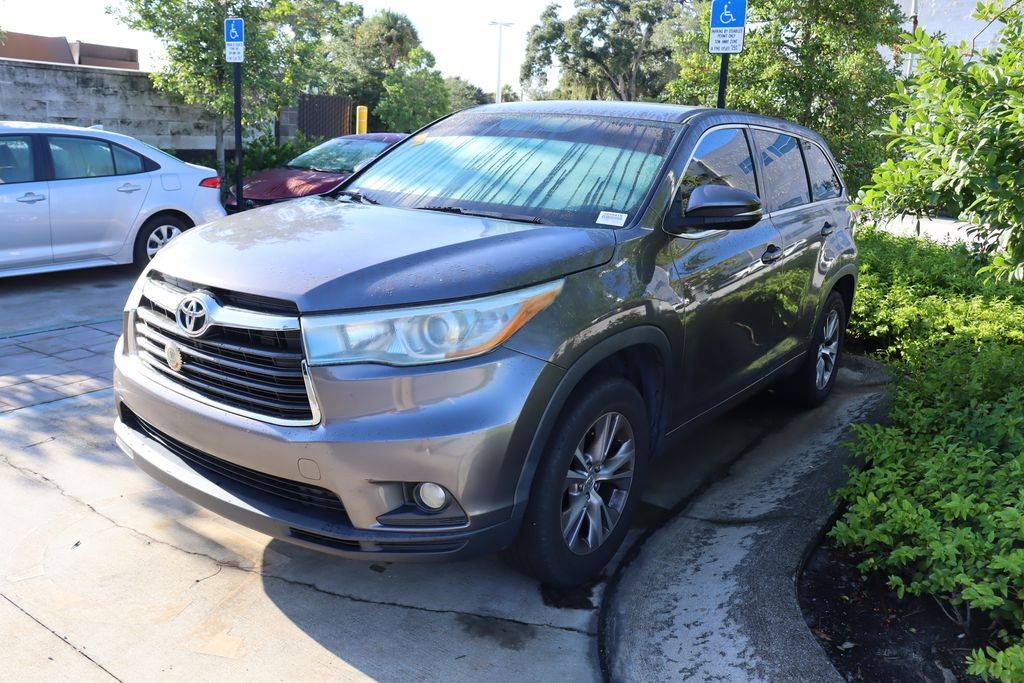 2015 Toyota Highlander LE V6 — SUV — 122,971 mi — West Palm Beach, FL