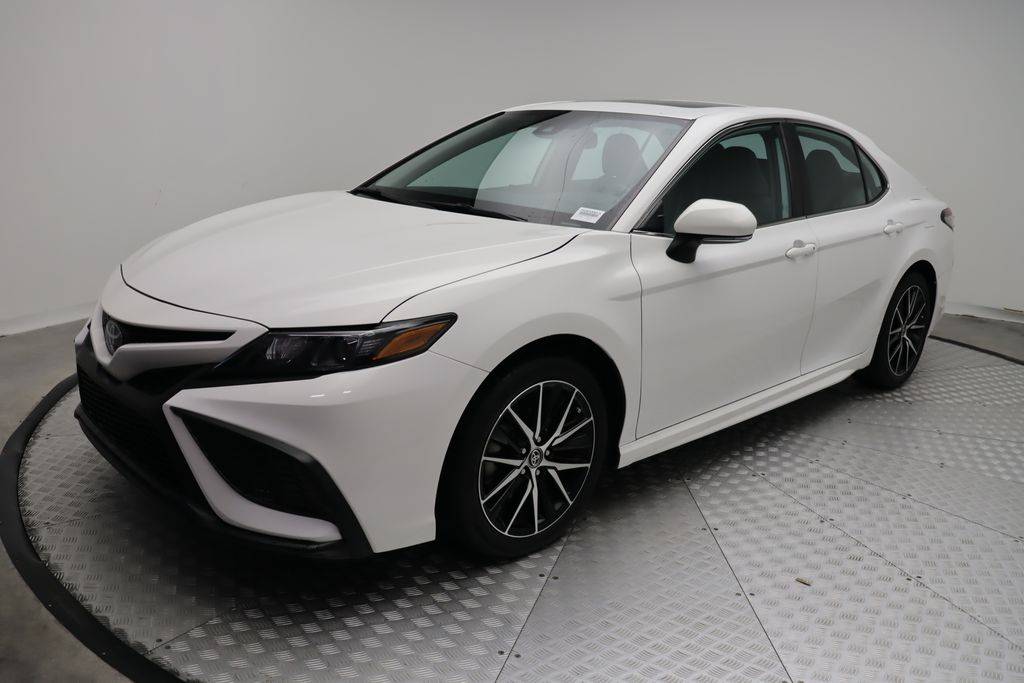 2023 Toyota Camry SE — Sedan — 3,999 mi — West Palm Beach, FL