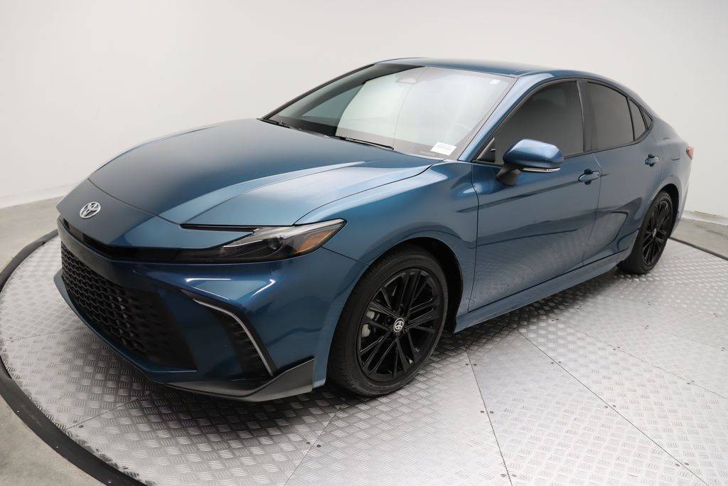 2025 Toyota Camry SE — Sedan — 12,886 mi — West Palm Beach, FL