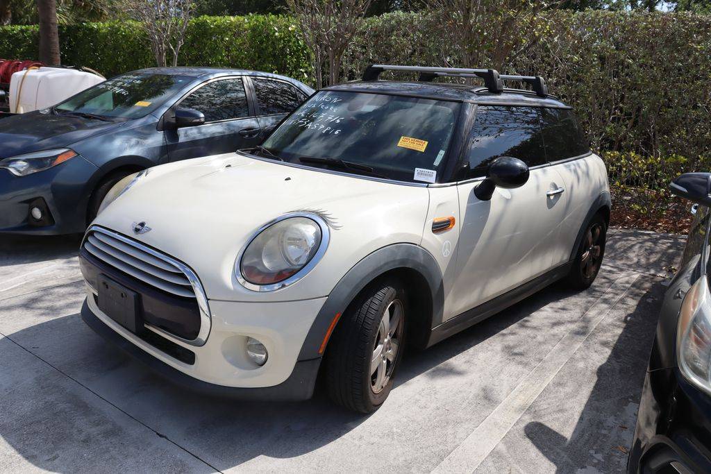 2015 MINI Hardtop Cooper — Hatchback — 107,716 mi — West Palm Beach, FL