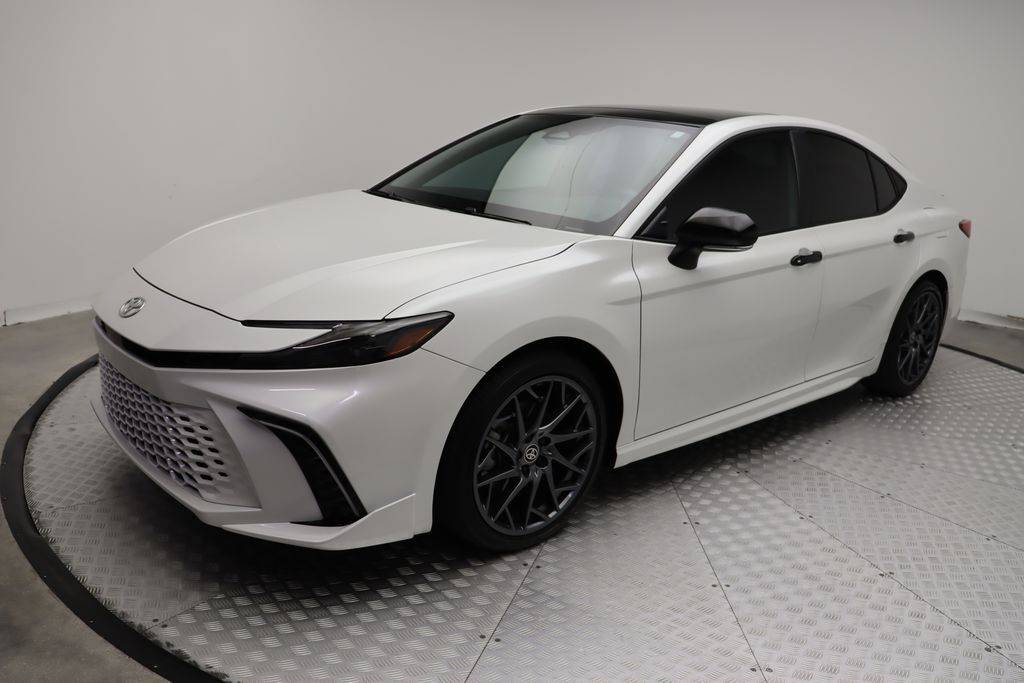 2025 Toyota Camry Hybrid XSE — Sedan — 11,115 mi — West Palm Beach, FL
