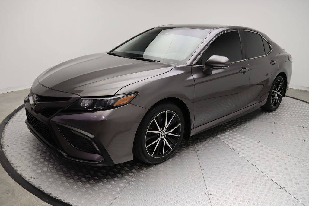 2022 Toyota Camry SE — Sedan — 24,533 mi — West Palm Beach, FL