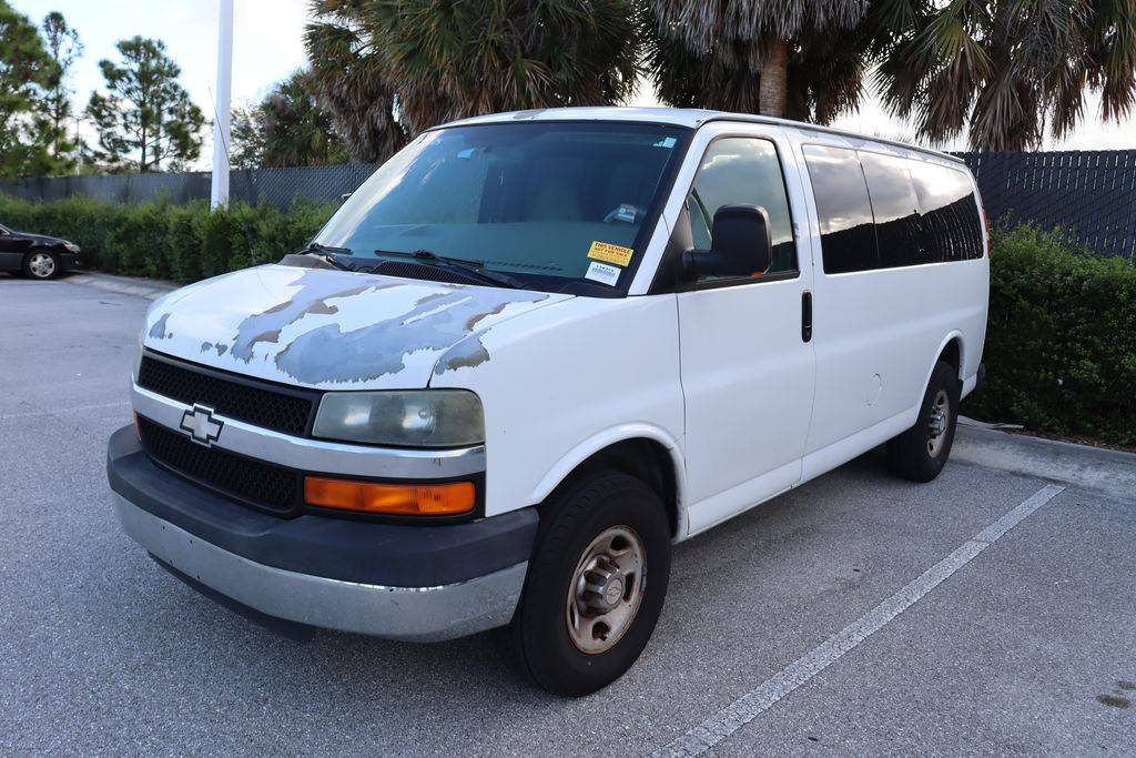 2009 Chevrolet Express Passenger Base — Passenger Van — 327,878 mi — West Palm Beach, FL