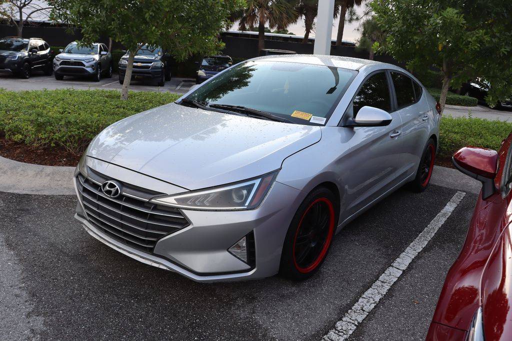 2019 Hyundai Elantra SE — Sedan — 122,275 mi — West Palm Beach, FL