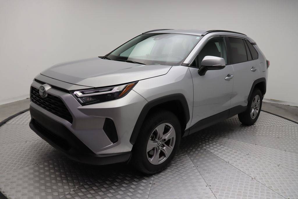 2024 Toyota RAV4 XLE — SUV — 29,035 mi — West Palm Beach, FL