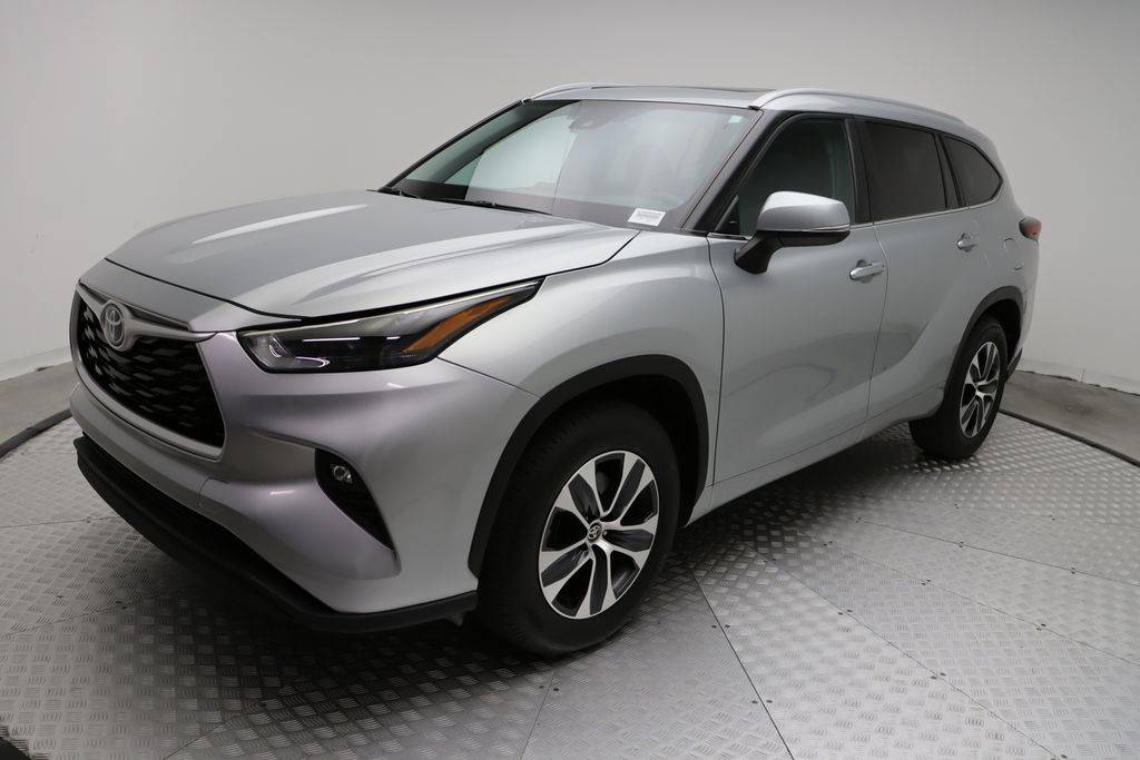2024 Toyota Highlander LE — SUV — 23,395 mi — West Palm Beach, FL