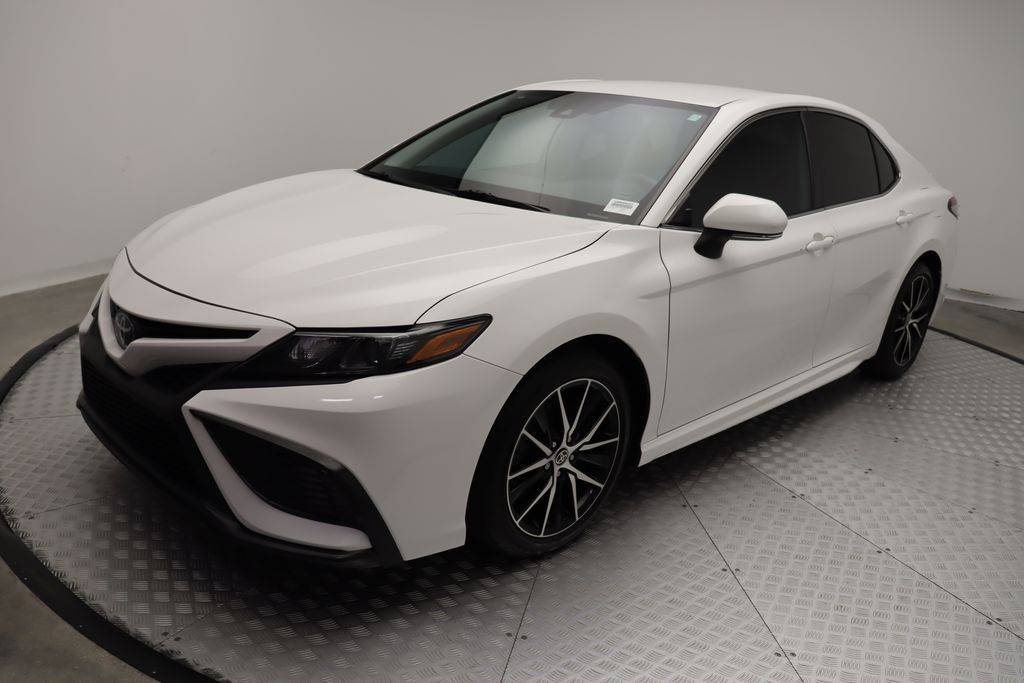 2022 Toyota Camry SE — Sedan — 44,607 mi — West Palm Beach, FL