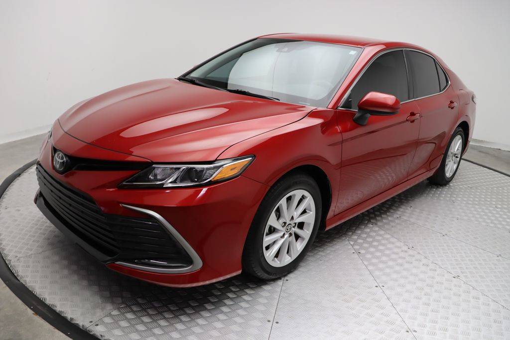 2024 Toyota Camry LE — Sedan — 16,048 mi — West Palm Beach, FL
