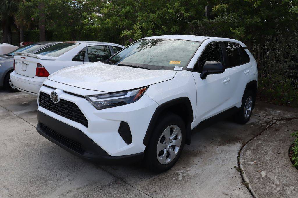 2024 Toyota RAV4 LE — SUV — 28,267 mi — West Palm Beach, FL