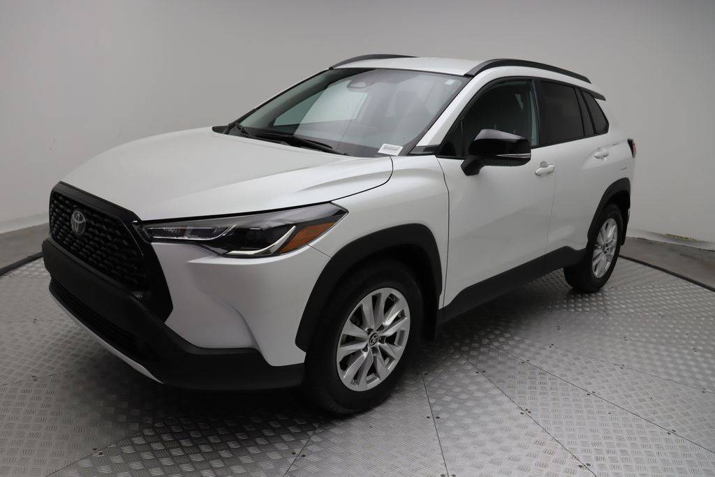2025 Toyota Corolla Cross LE — SUV — 4,639 mi — West Palm Beach, FL
