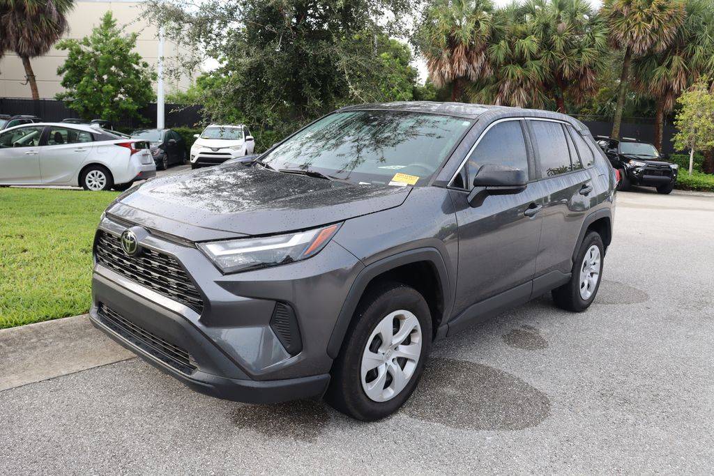 2024 Toyota RAV4 LE — SUV — 32,352 mi — West Palm Beach, FL