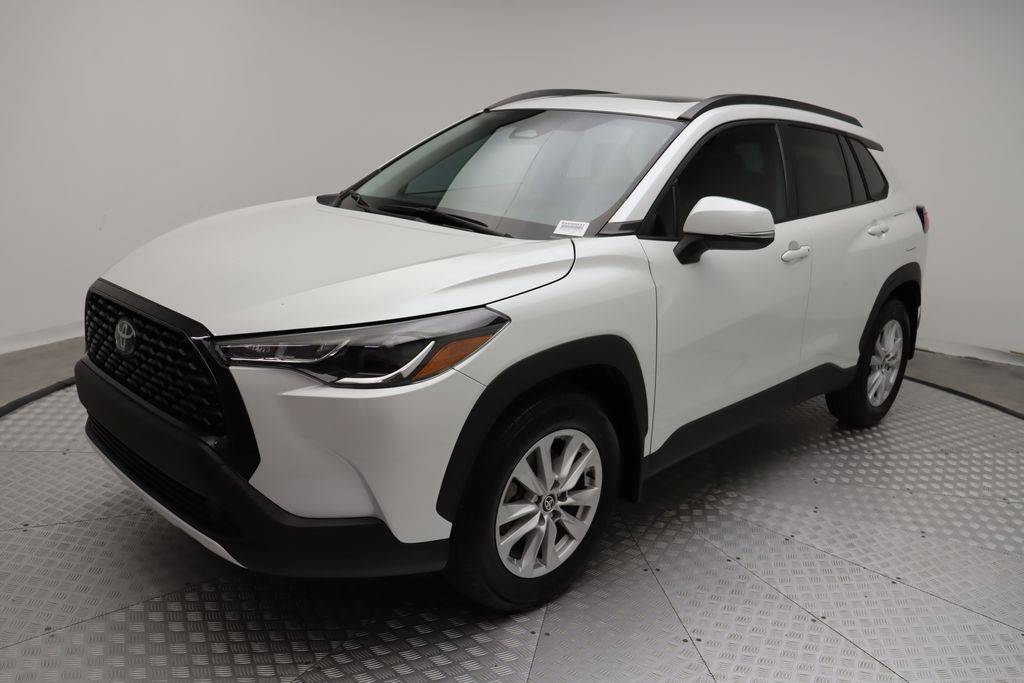 2024 Toyota Corolla Cross LE — SUV — 1,423 mi — West Palm Beach, FL