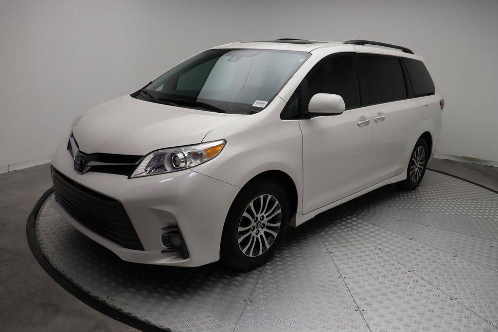 2020 Toyota Sienna XLE — Minivan — 43,636 mi — West Palm Beach, FL