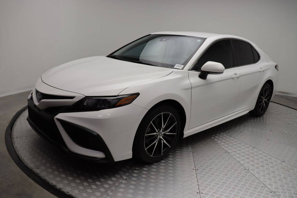 2022 Toyota Camry SE — Sedan — 28,314 mi — West Palm Beach, FL