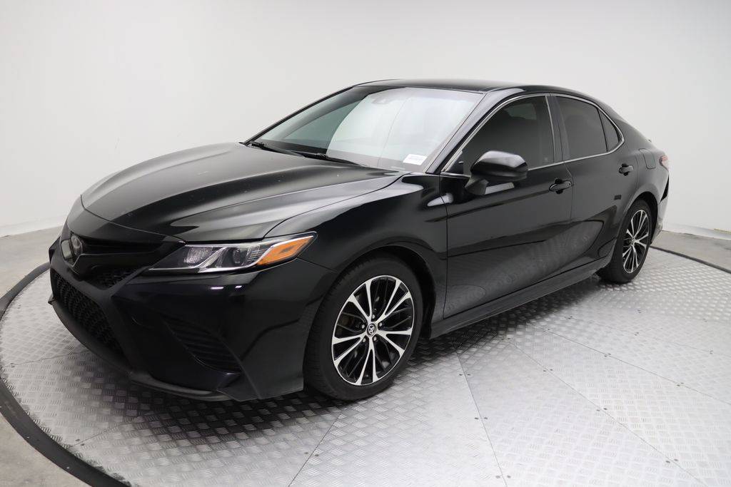 2018 Toyota Camry SE — Sedan — 131,976 mi — West Palm Beach, FL