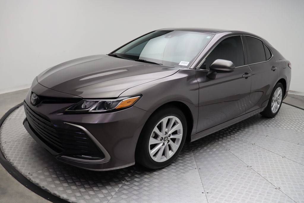 2023 Toyota Camry LE — Sedan — 14,570 mi — West Palm Beach, FL