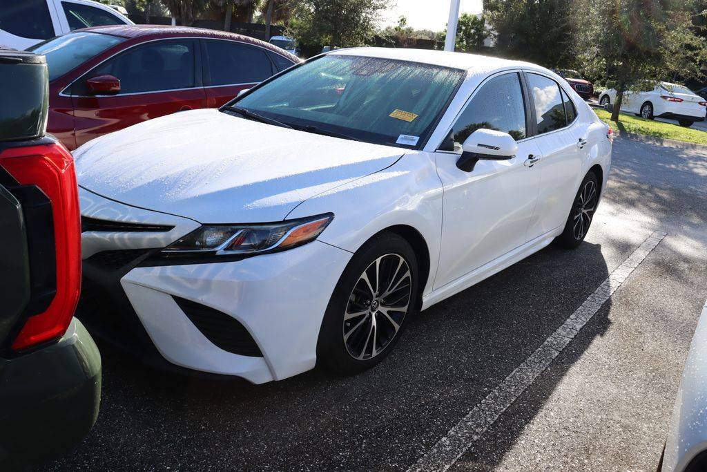 2020 Toyota Camry SE — Sedan — 28,809 mi — West Palm Beach, FL