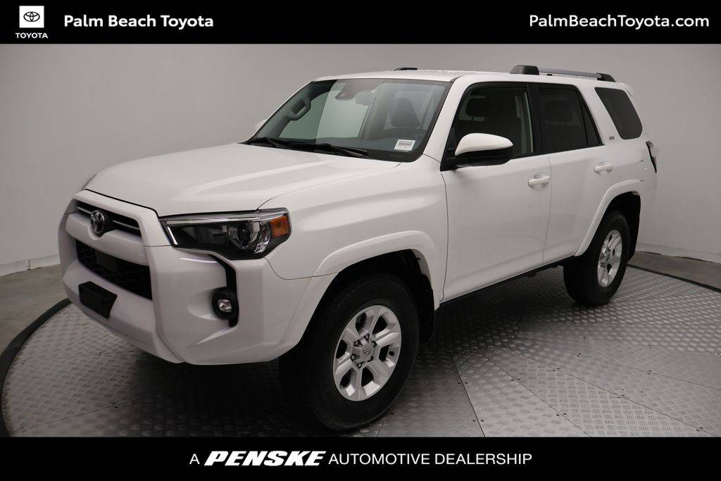 2024 Toyota 4Runner SR5