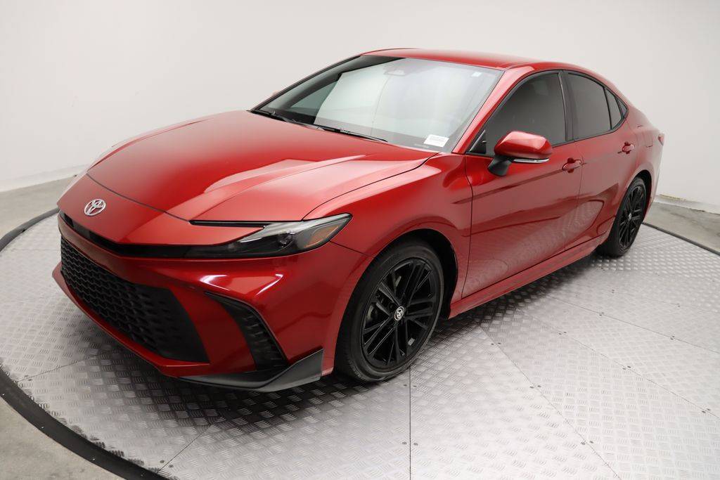 2025 Toyota Camry Hybrid SE — Sedan — 10,940 mi — West Palm Beach, FL