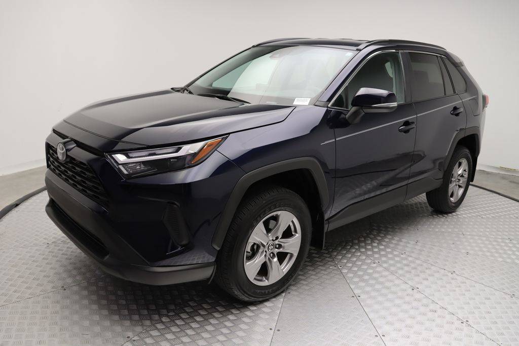 2024 Toyota RAV4 XLE — SUV — 21,452 mi — West Palm Beach, FL