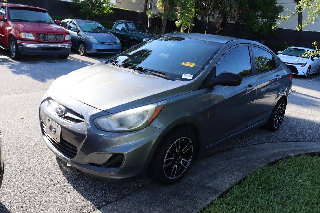 2013 Hyundai Accent GLS — Sedan — 165,890 mi — West Palm Beach, FL