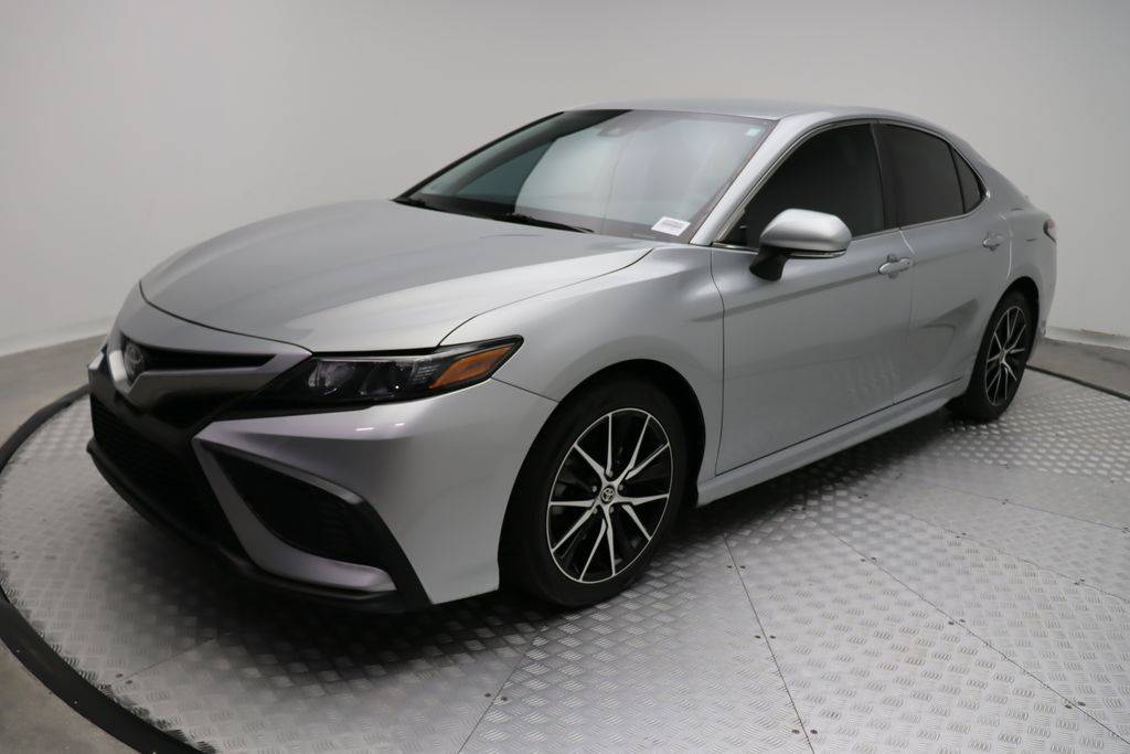 2022 Toyota Camry SE — Sedan — 35,230 mi — West Palm Beach, FL