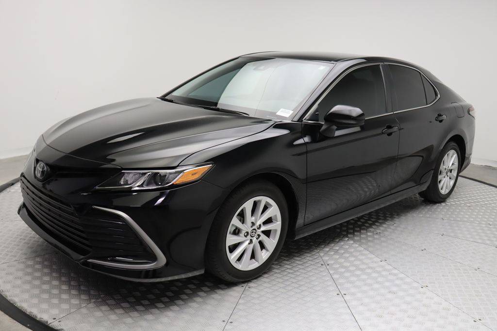 2024 Toyota Camry LE — Sedan — 4,468 mi — West Palm Beach, FL